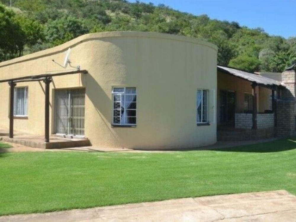 N4 Guest Lodge 24/29