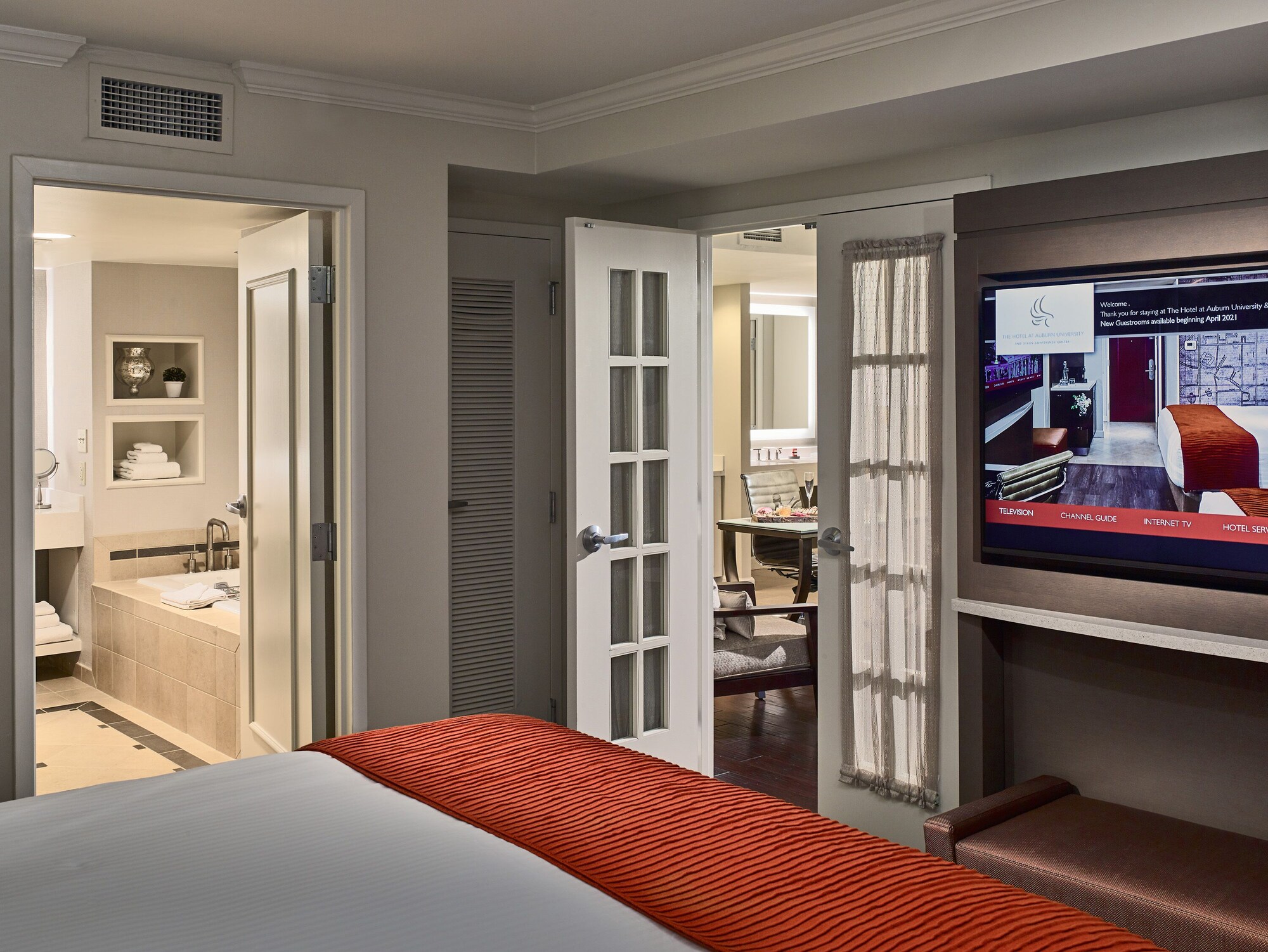 Executive, King Bed
