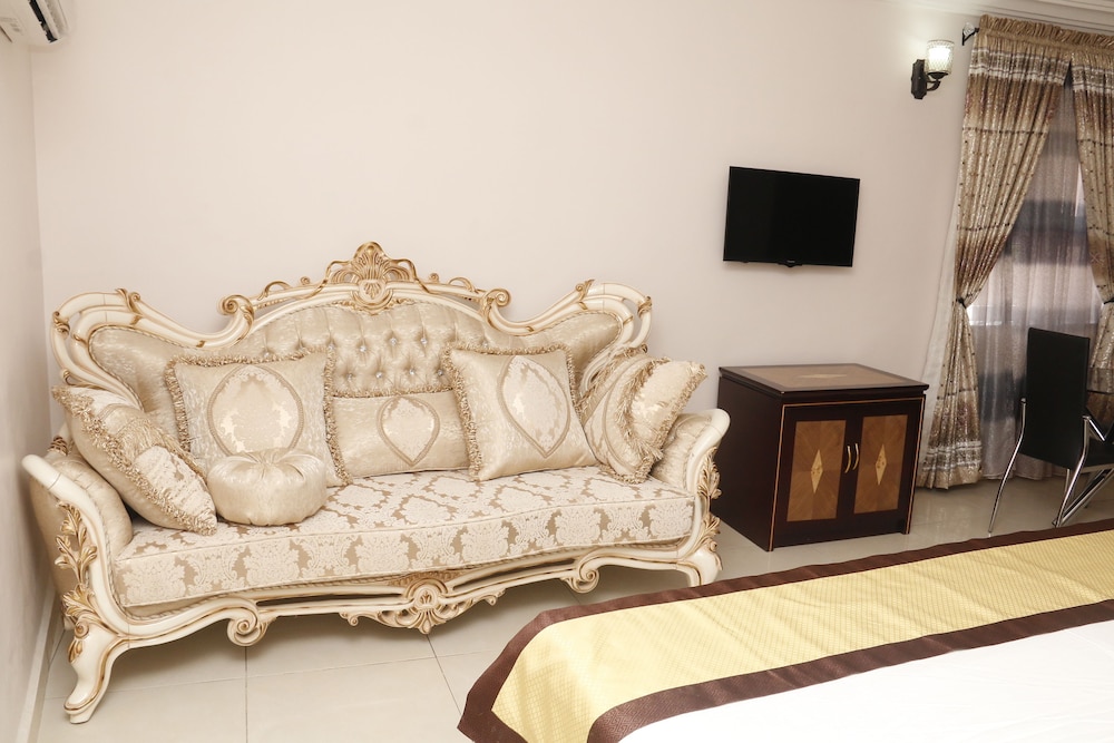 Barca-Liga Hotels 33/50