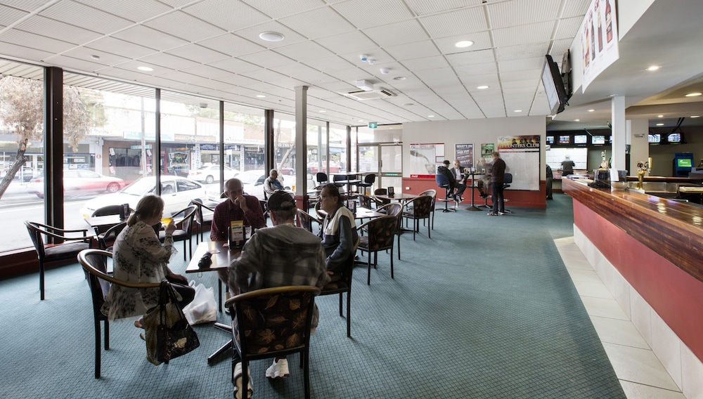 Villawood Hotel 21/29
