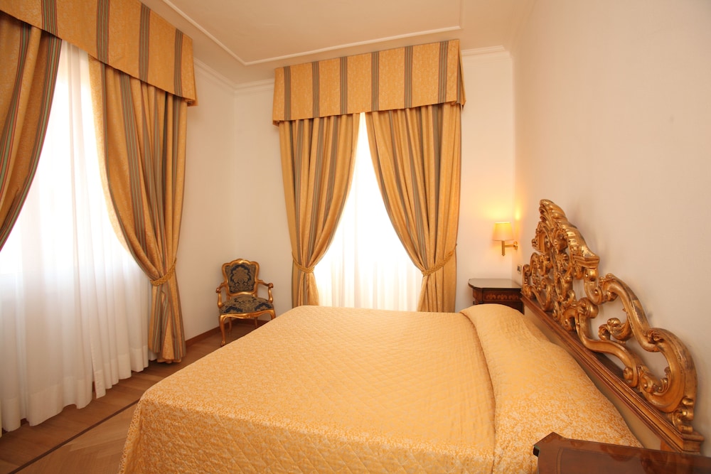 Grand Hotel Villa Balbi 12/42