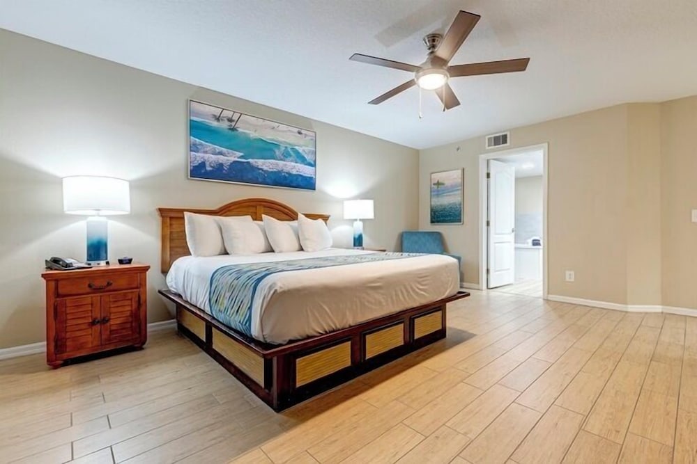 The Resort On Cocoa Beach 8/34