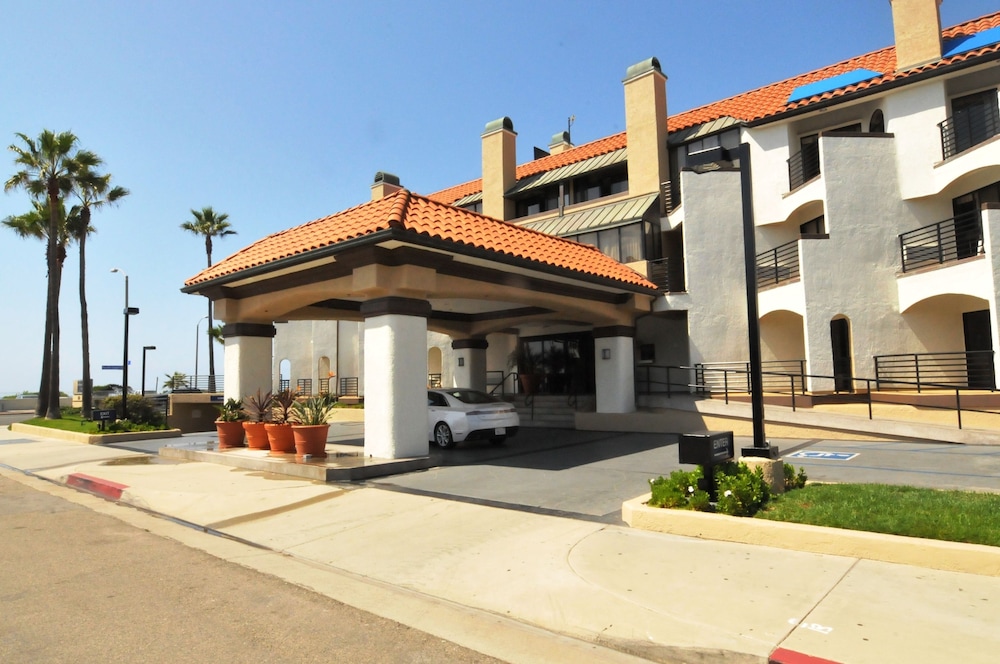 BEST WESTERN HUNTINGTON BEACH image
