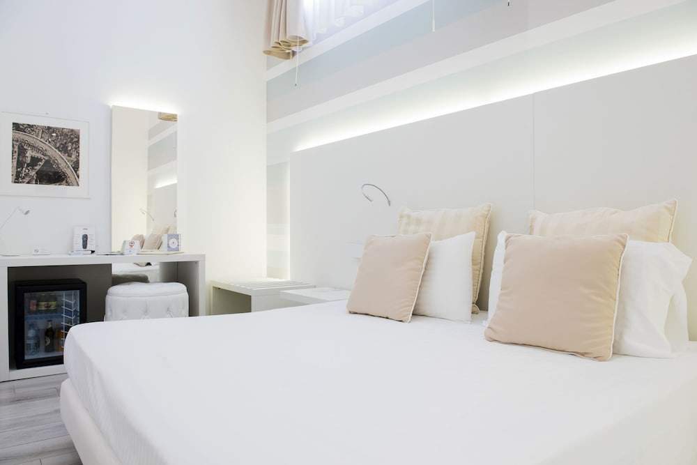 Marina Di Petrolo Hotel And Spa 6/50