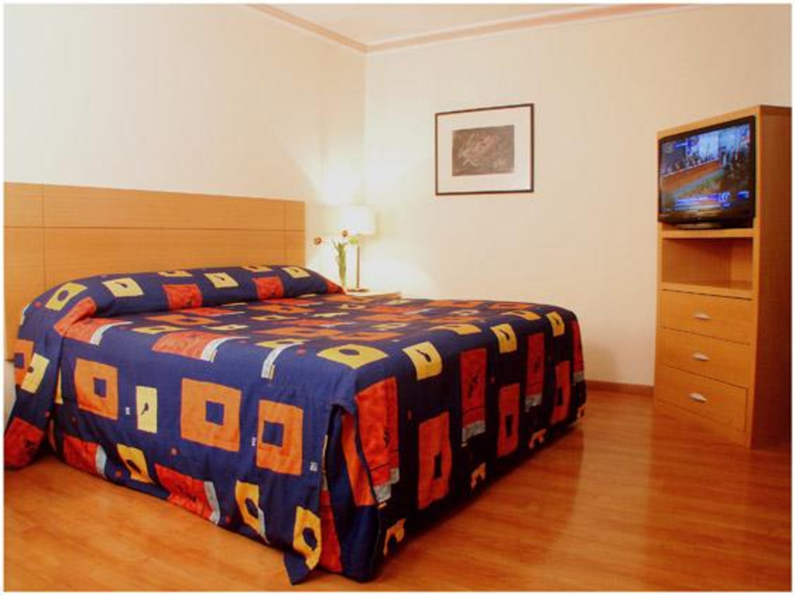 STANDARD, DOUBLE BED