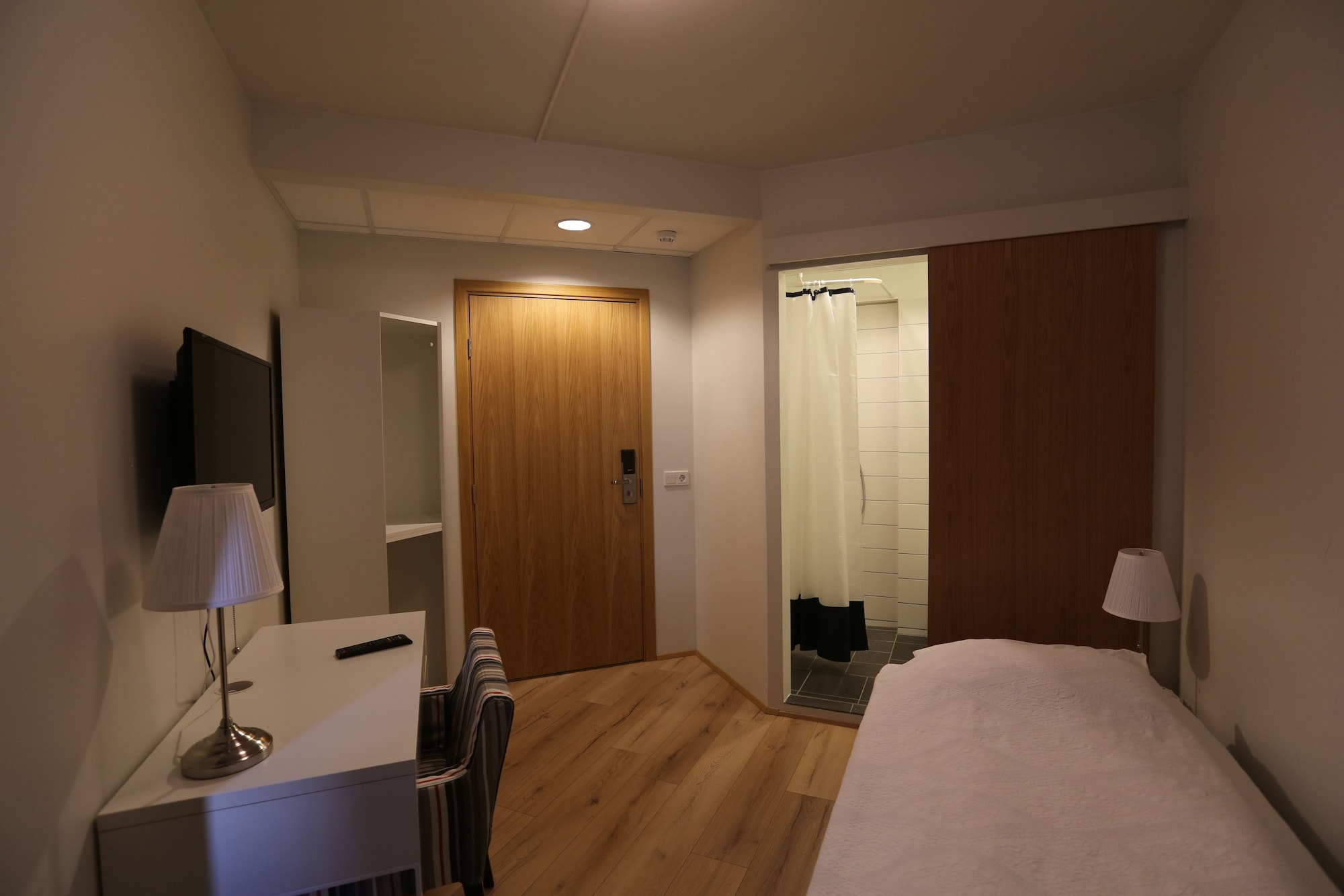 غرفة مفردة بحمام خاص، 100 Iceland Hotel 5/5