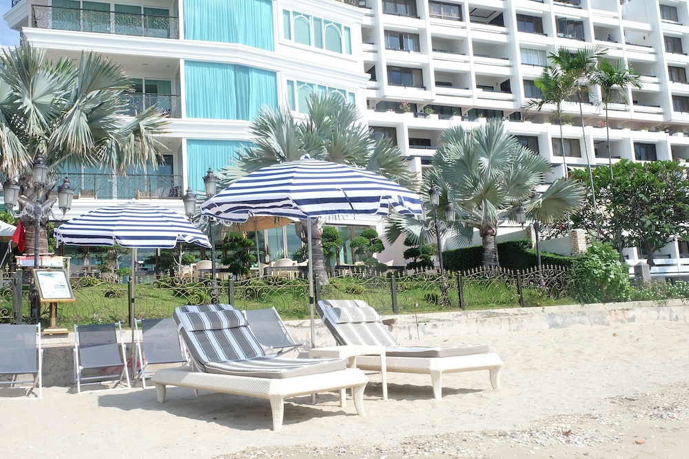 LK Emerald Beach 8/50
