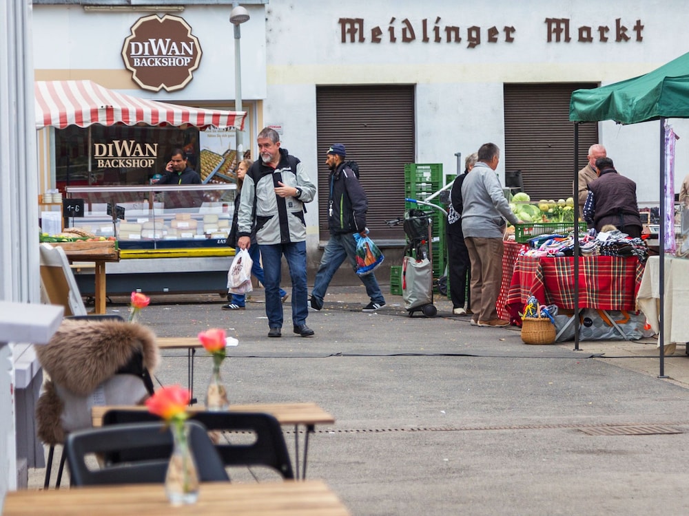 Gratzlhotel Meidlingermarkt 23/38