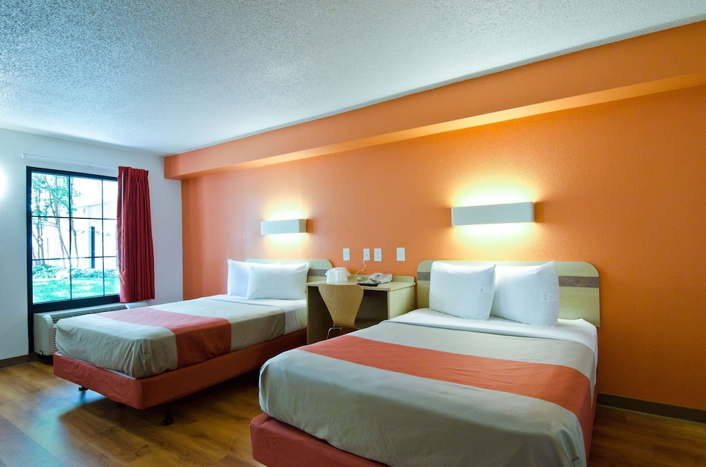 Motel6 Frederick, MD - Fort Detrick 25/47