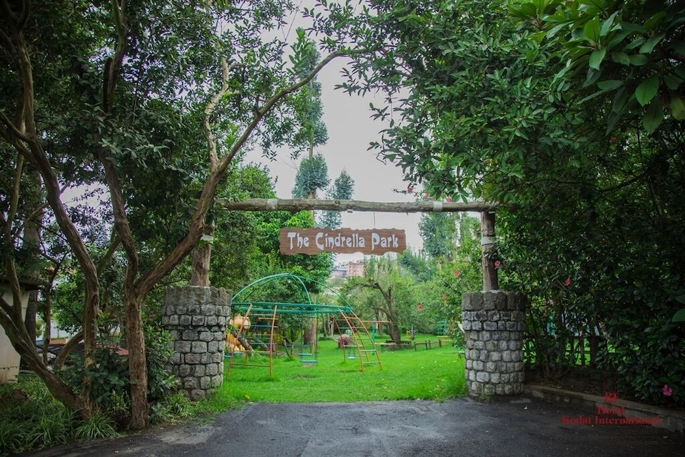 Hotel Kodai International 37/38