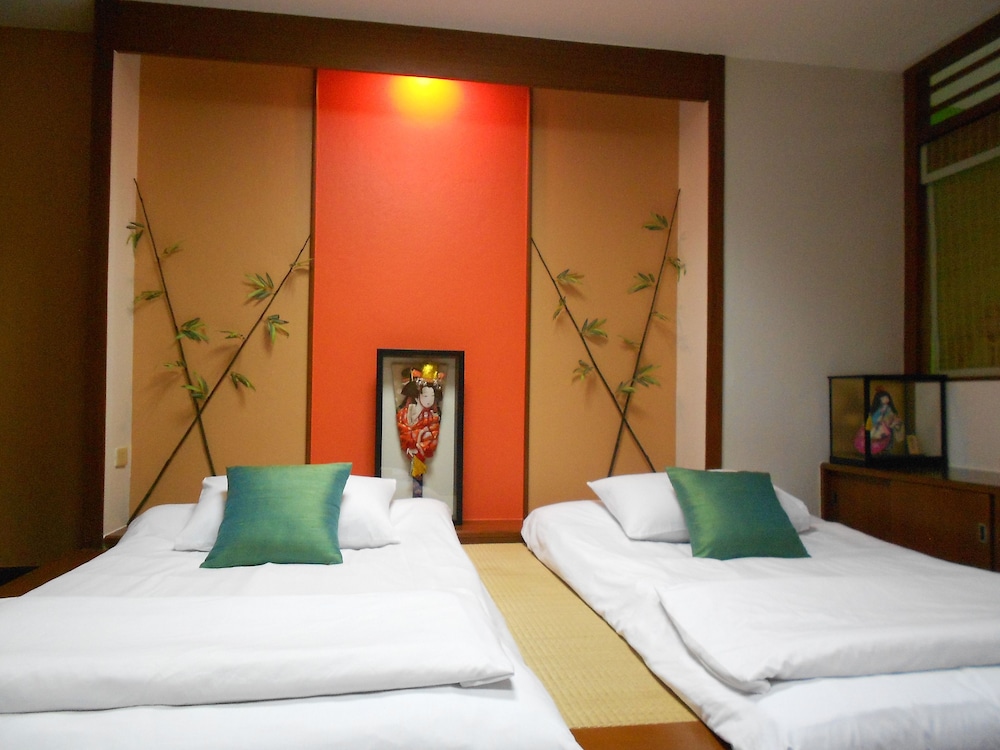 B S Court Boutique Residence 25/59