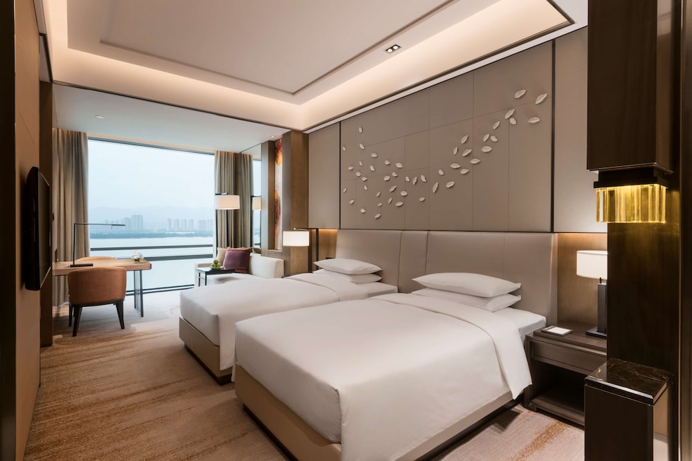 Hyatt Regency Fuzhou Cangshan 23/73