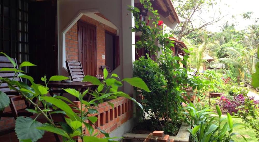 Phu Quoc Kim - Bungalow On The Beach 55/72