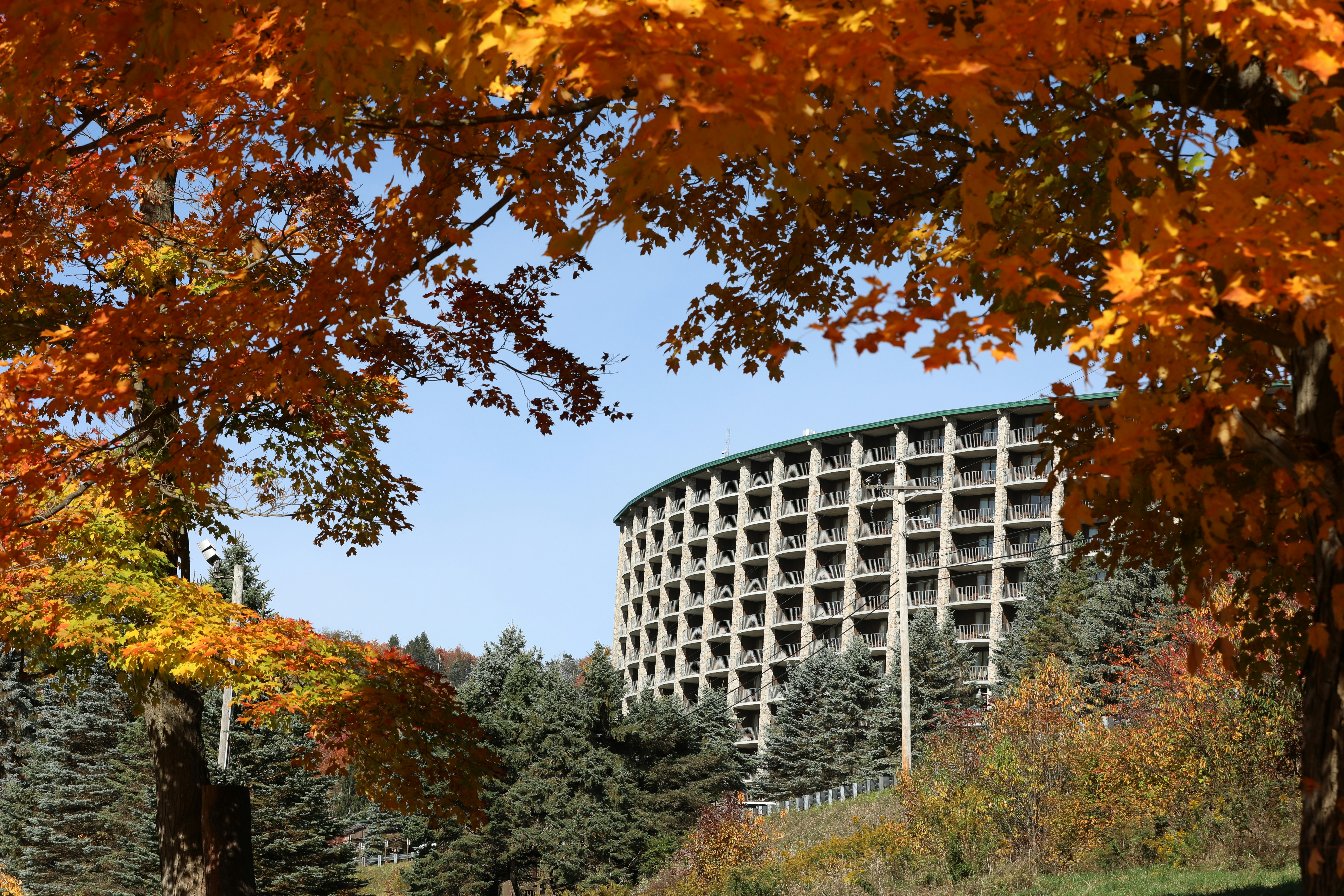 Slopeside Hotel at Seven Springs Resort 3/35
