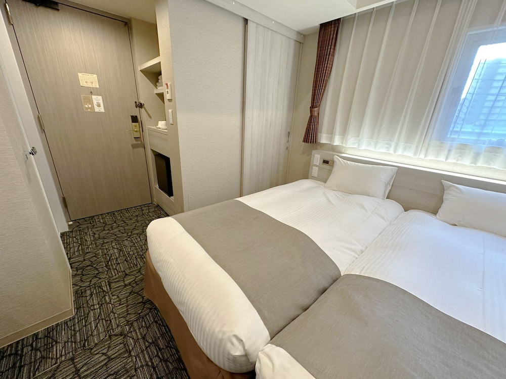 S.Training Center Hotel 21/58