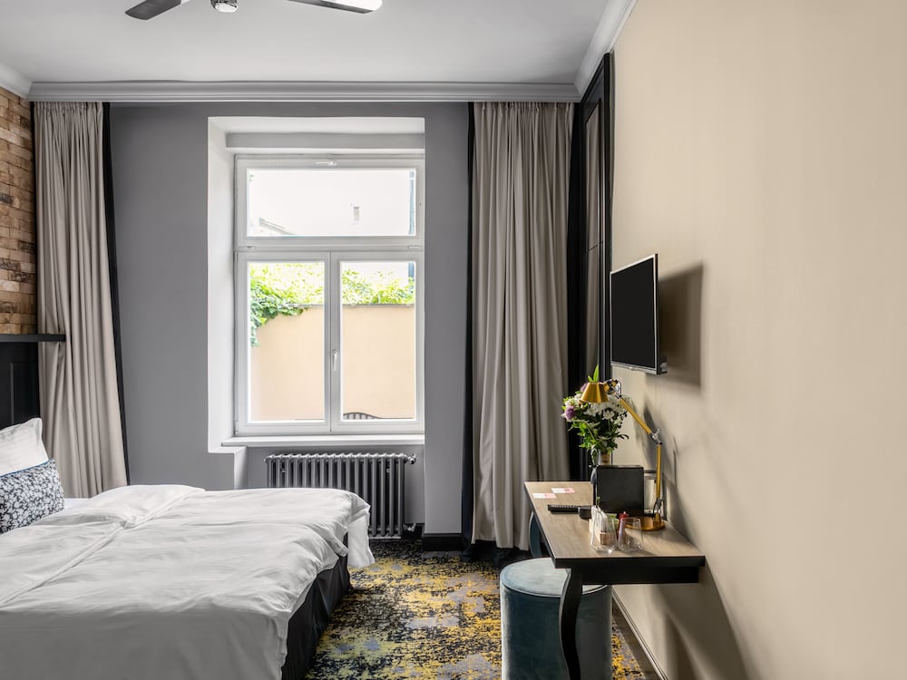 numa l Root Rooms and Apartments 26/81