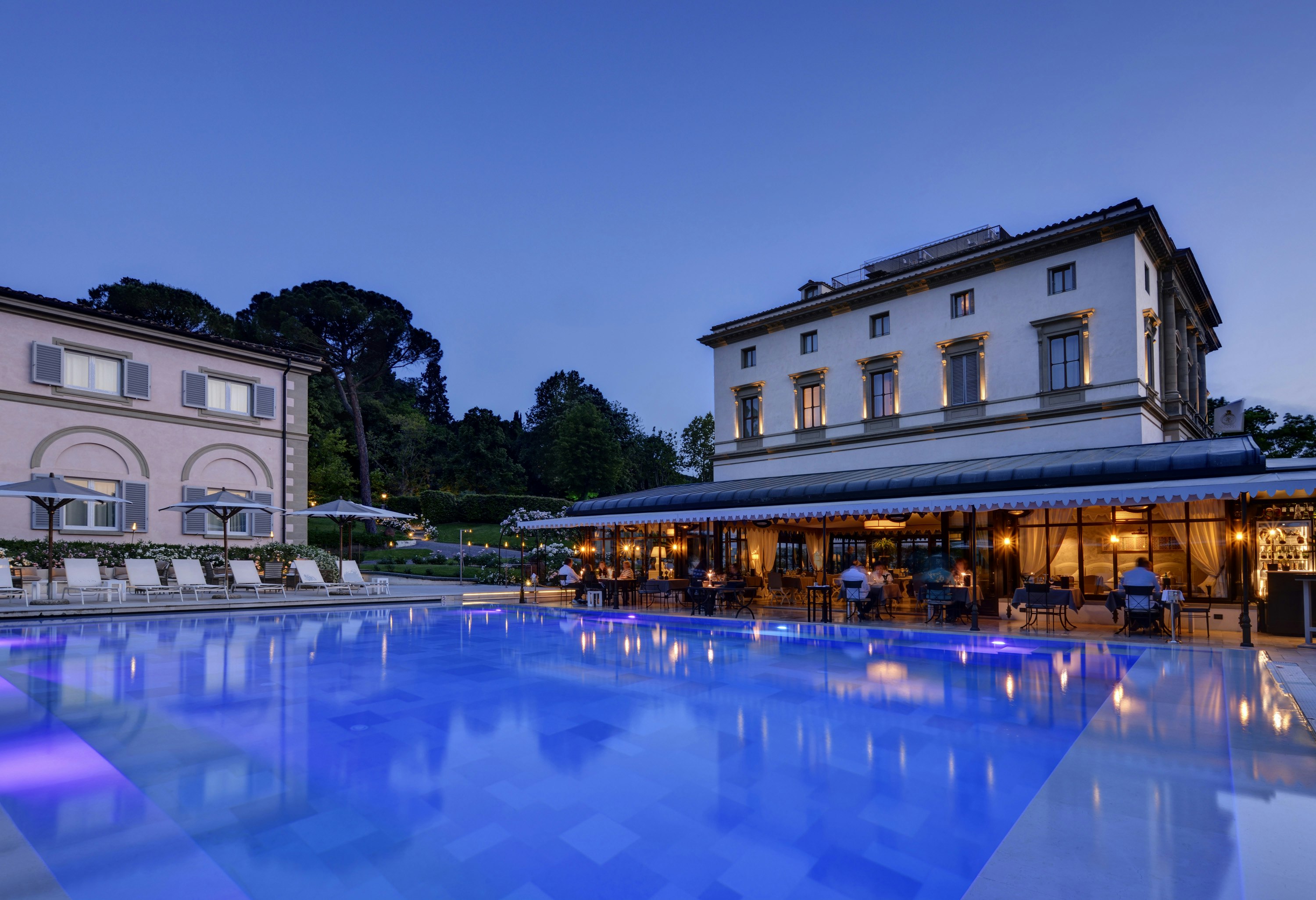Villa Cora 2/83