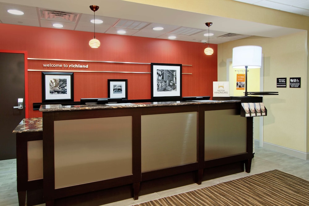 Hampton Inn Richland 7/43