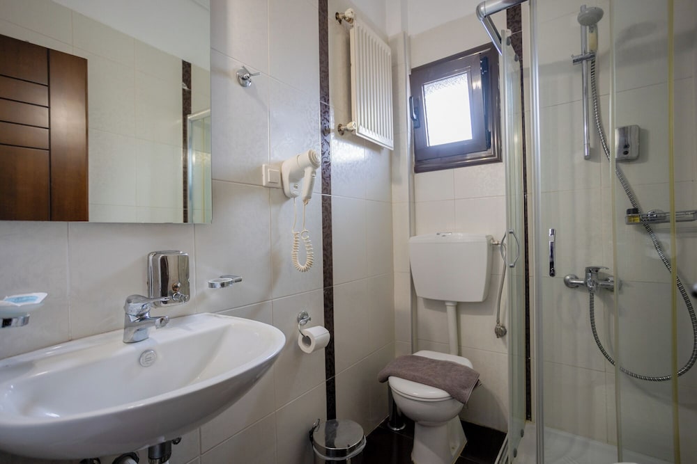 Toti Boutique Rooms 47/55