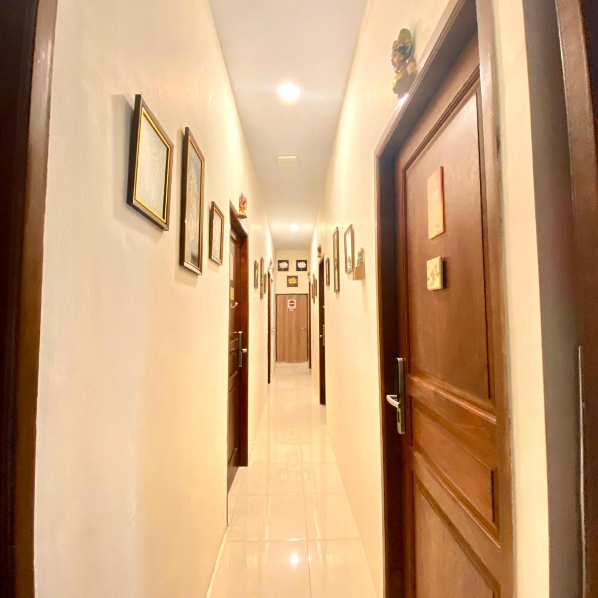 Cabin Hotel Bhayangkara 32/50