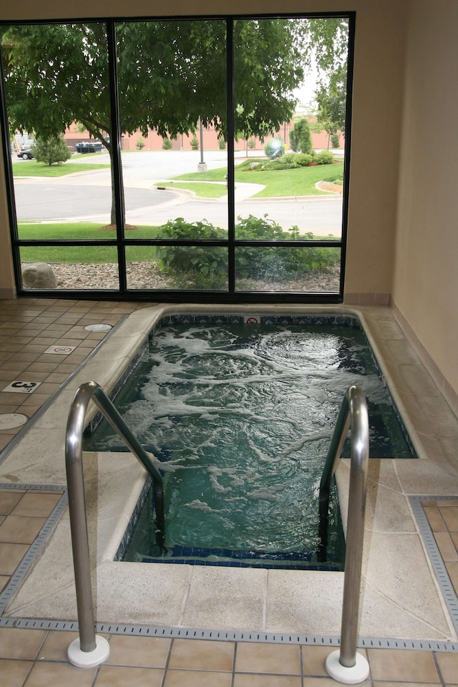 swimming pool spa