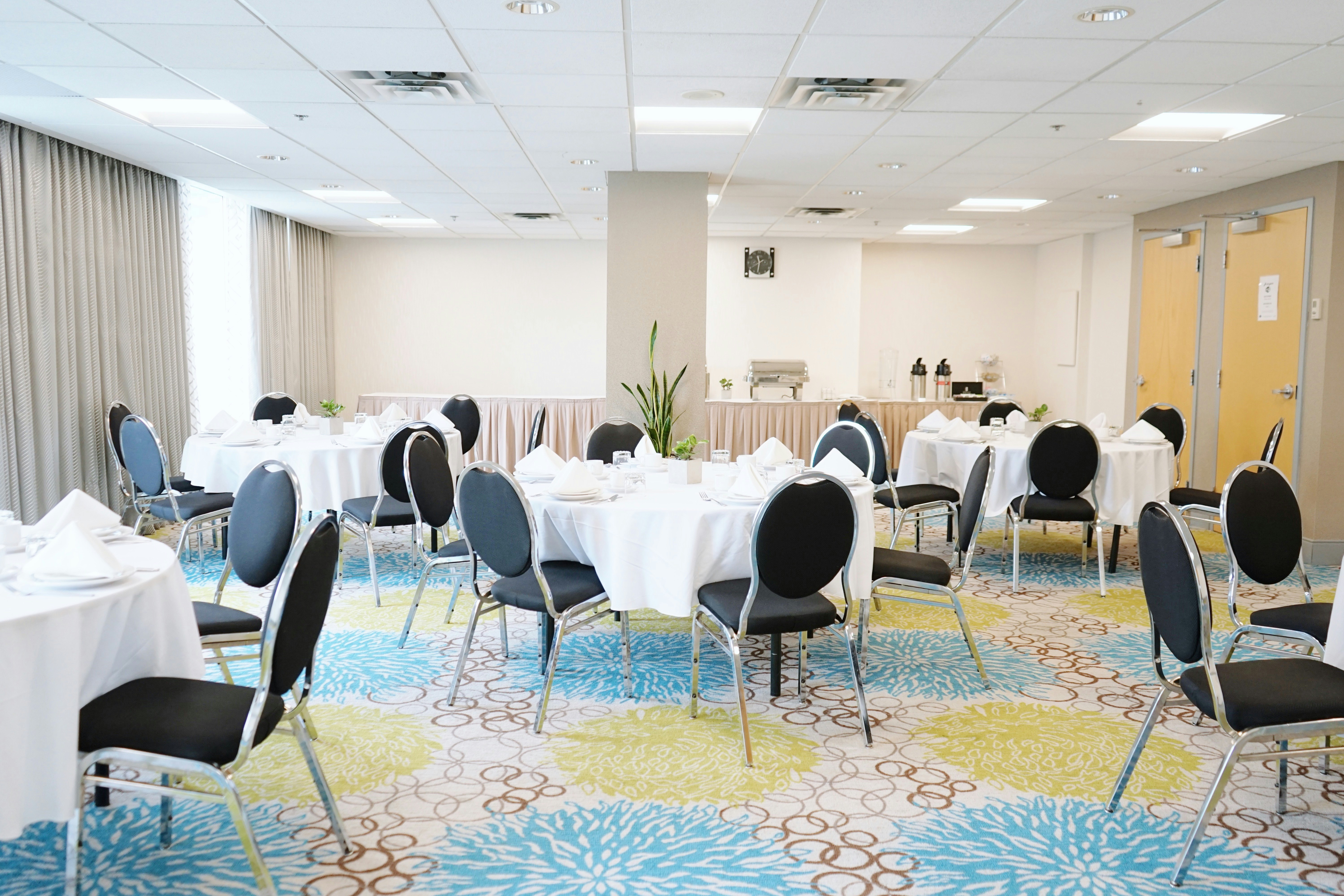 Hampton Inn & Suites by Hilton Vancouver-Downtown 55/60