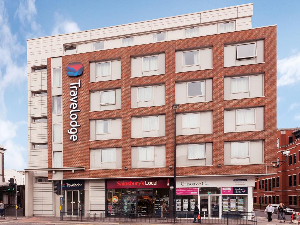 Travelodge Maidenhead Central 2/28