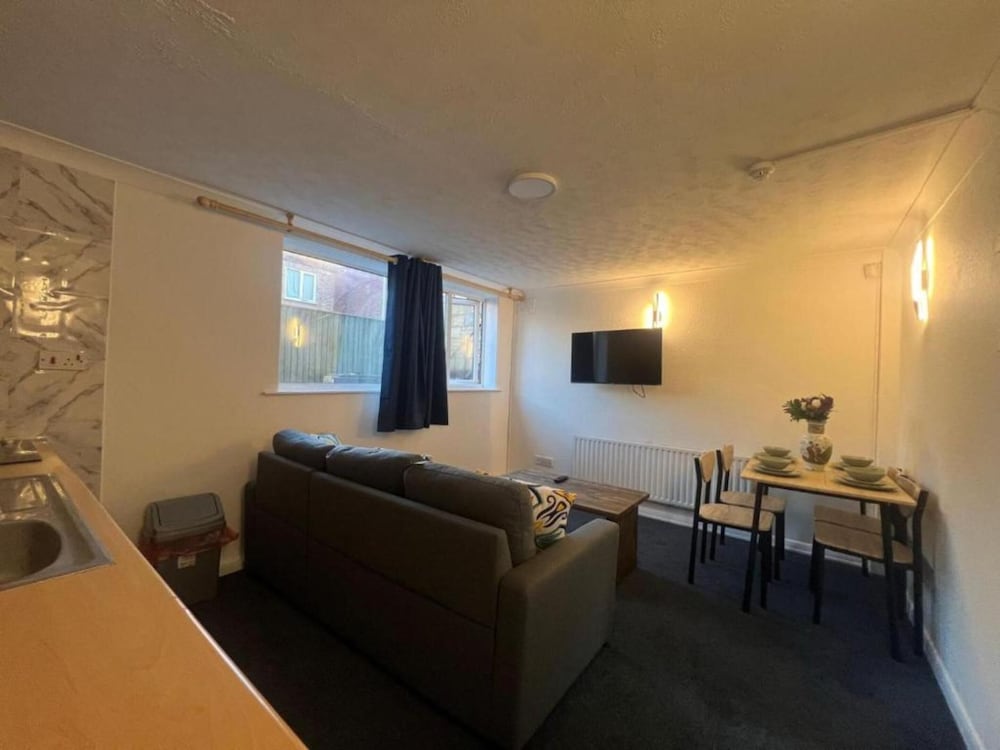 Diamond Apartments Skegness 30/50