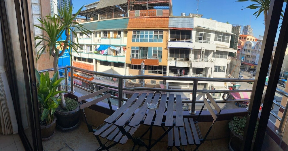 Seaview Hotel Sriracha 4/68