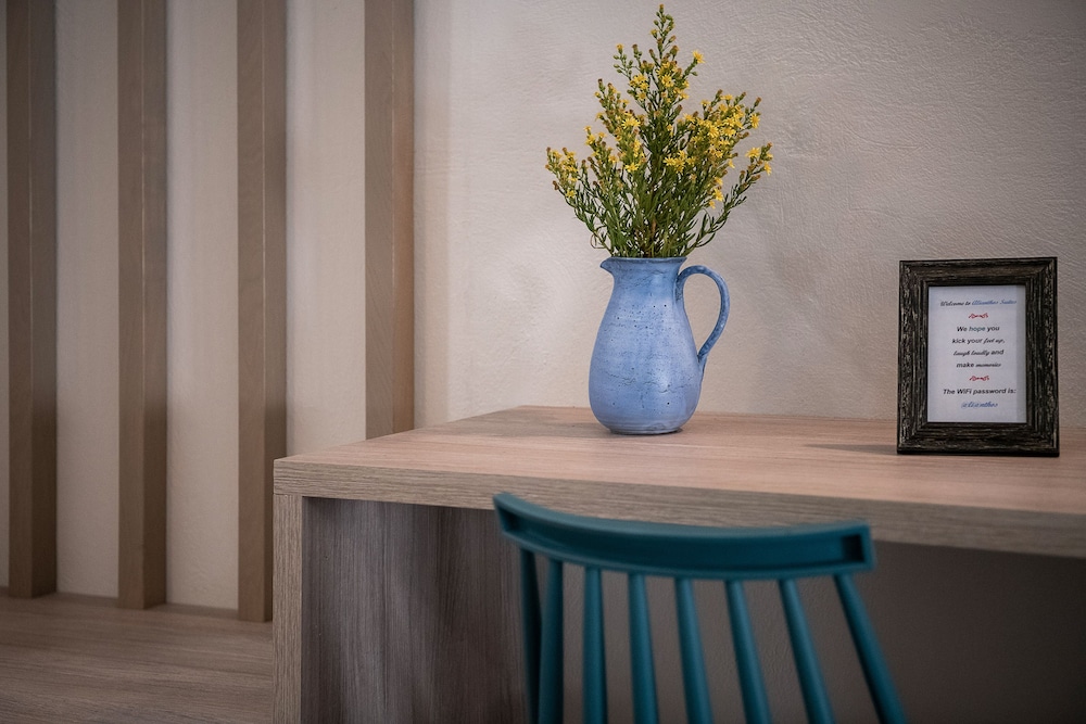 Alianthos Suites 2/50