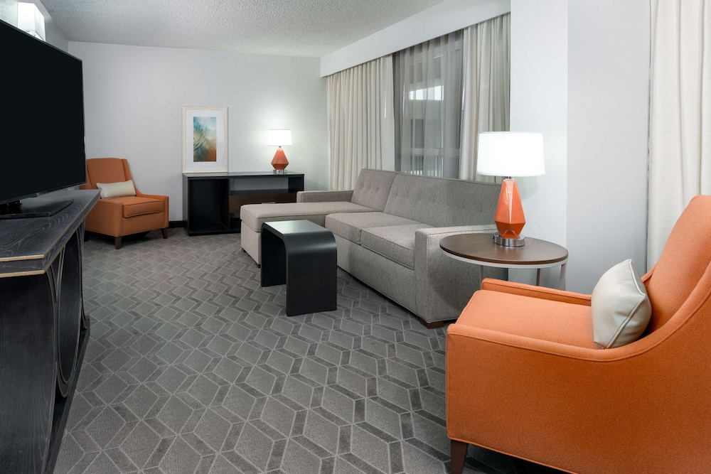Embassy Suites By Hilton Dallas Park Central Area 26/45