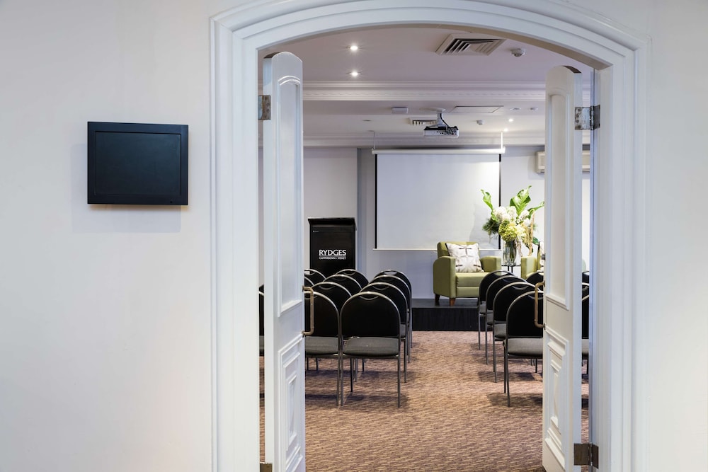 RYDGES CAMPERDOWN 44/49