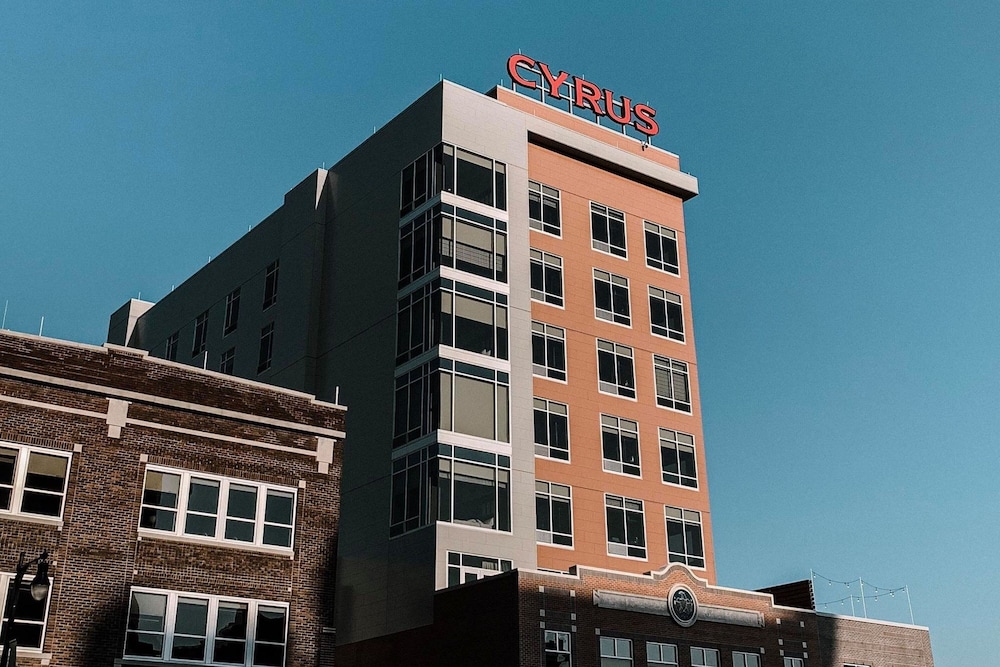 Cyrus Hotel, Topeka, a Tribute Portfolio Hotel 3/71