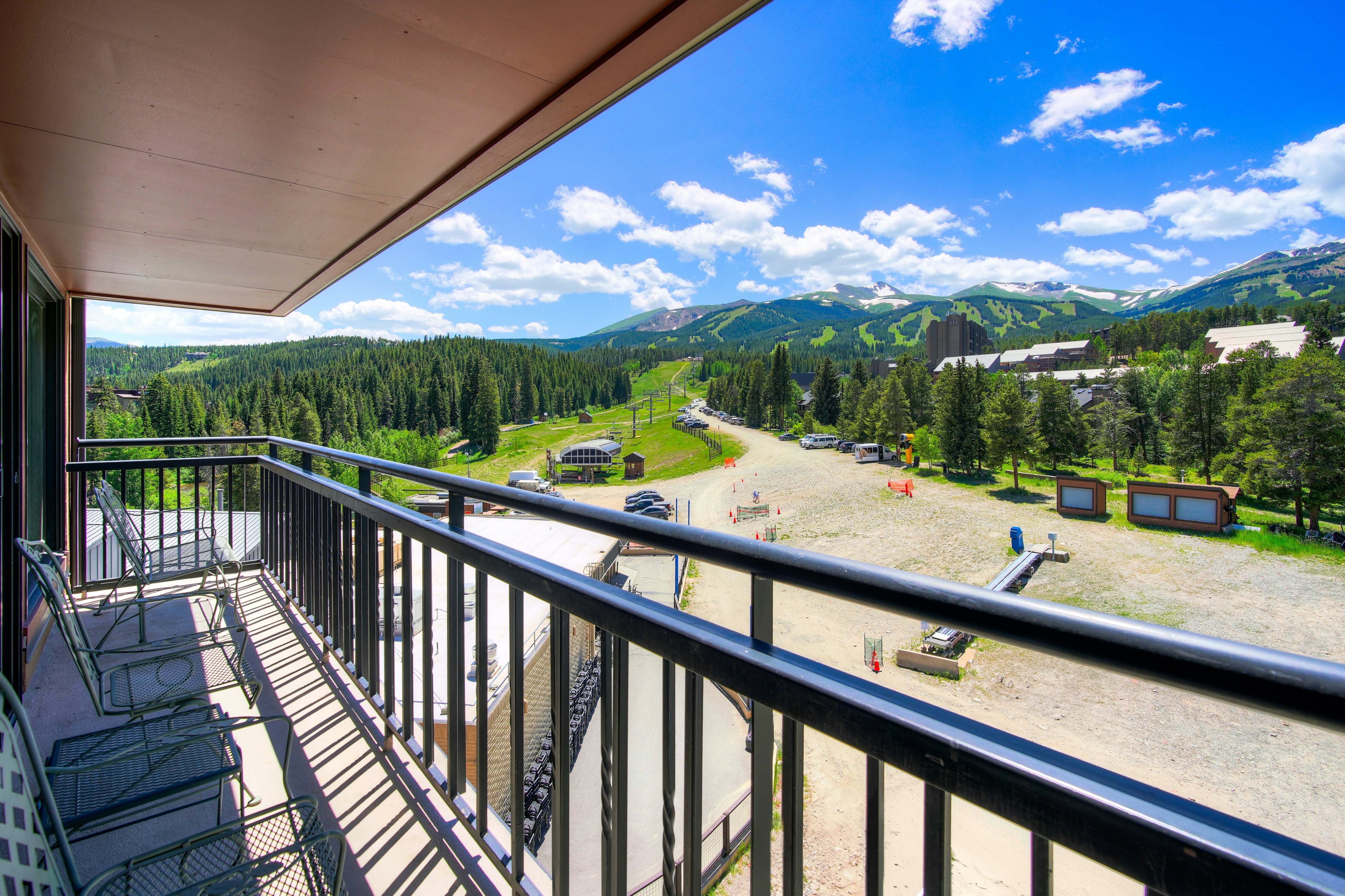 Village At Breckenridge Resort 7/82