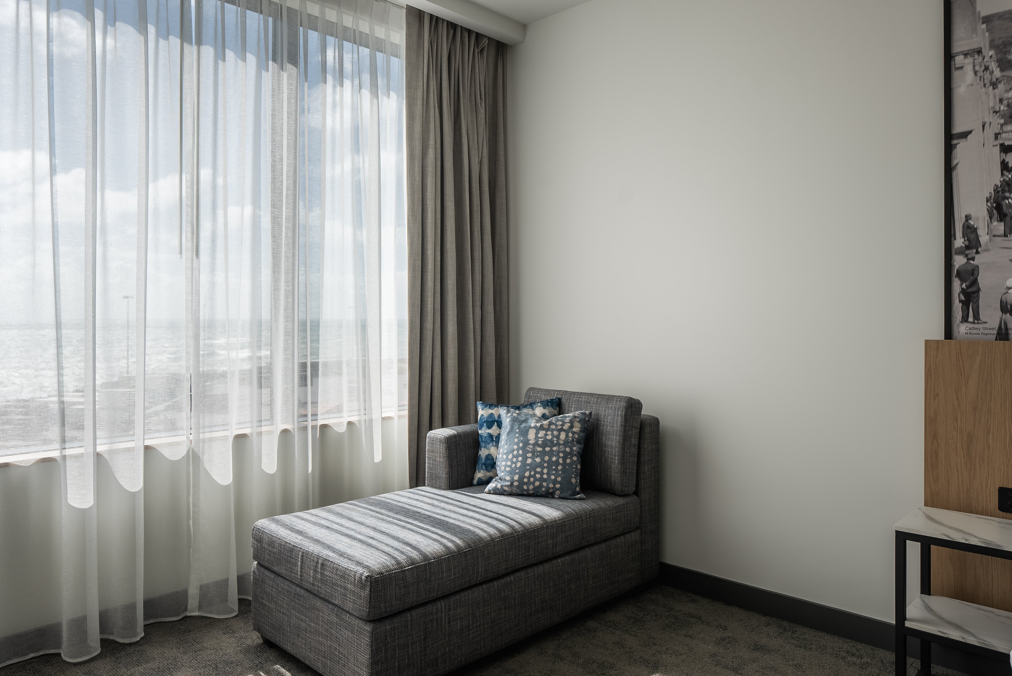 One North Terrace 23/43