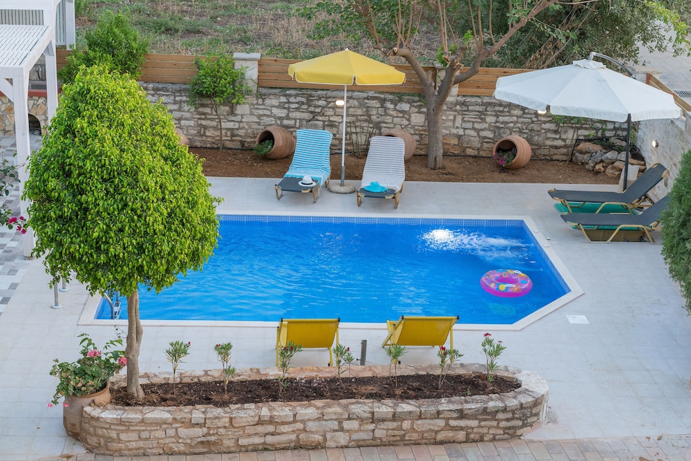Villa Camellia 21/27