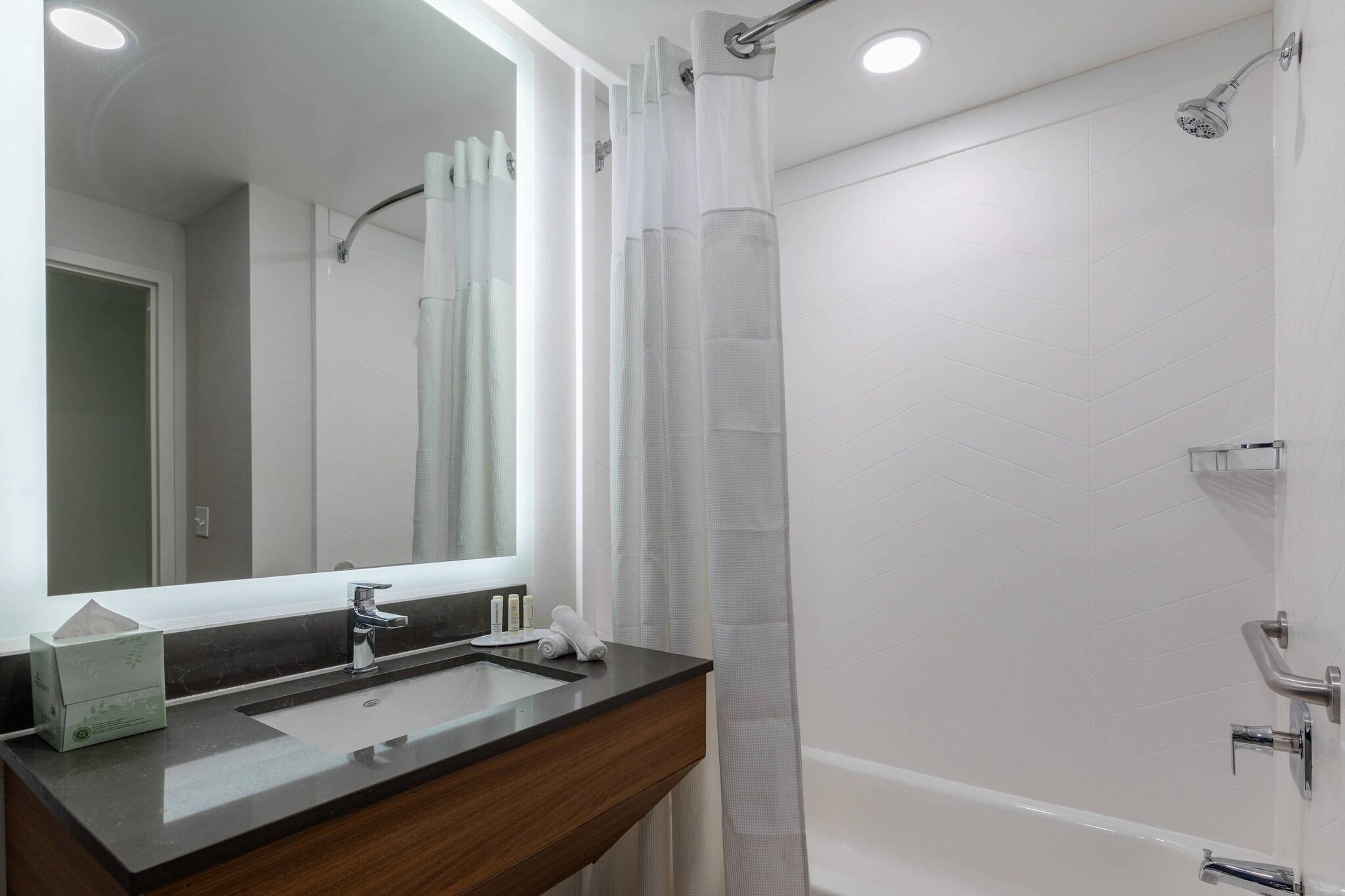 Studio, 2 Queen Beds, Fairfield Inn & Suites By Marriott Atlanta Stonecrest 5/8