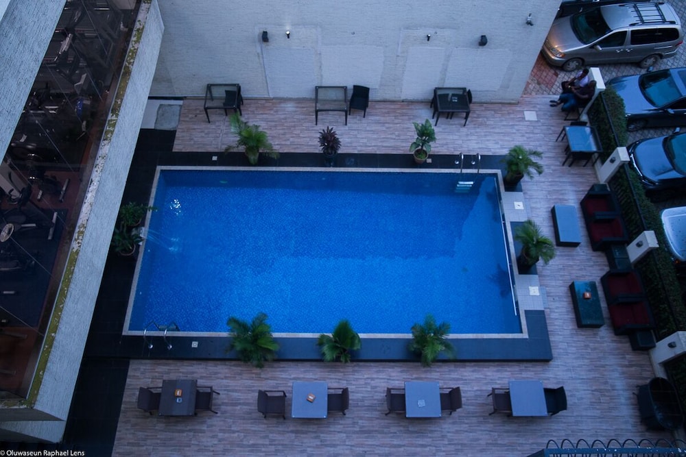 Green Point Hotel 4/50