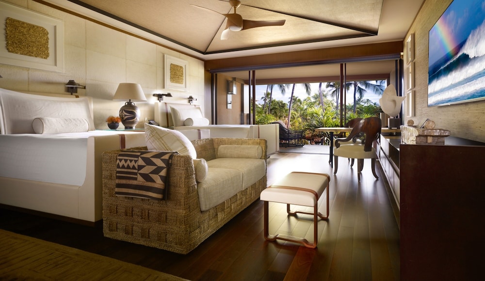 Four Seasons Resort Lanai 54/80