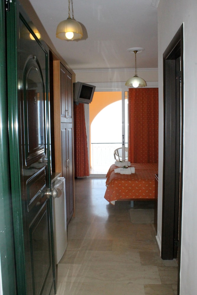 Lido Sofia Apartments 10/37