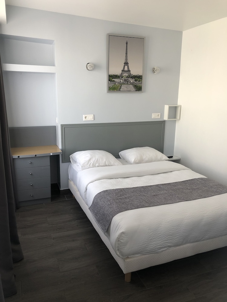 Hotel Clauzel 12/24