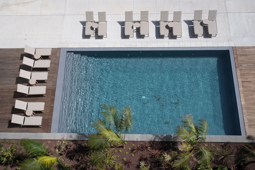 Mercure Ponta Delgada Azores 47/50