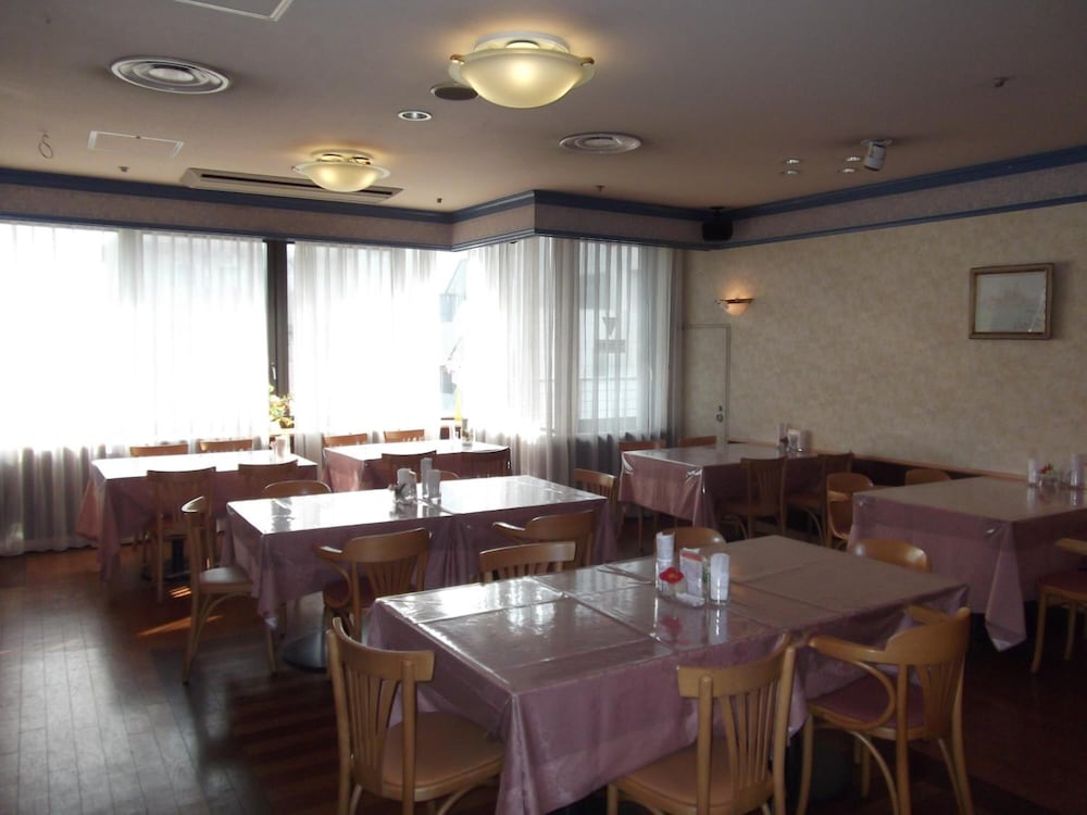 Ichikawa Grand Hotel 30/38