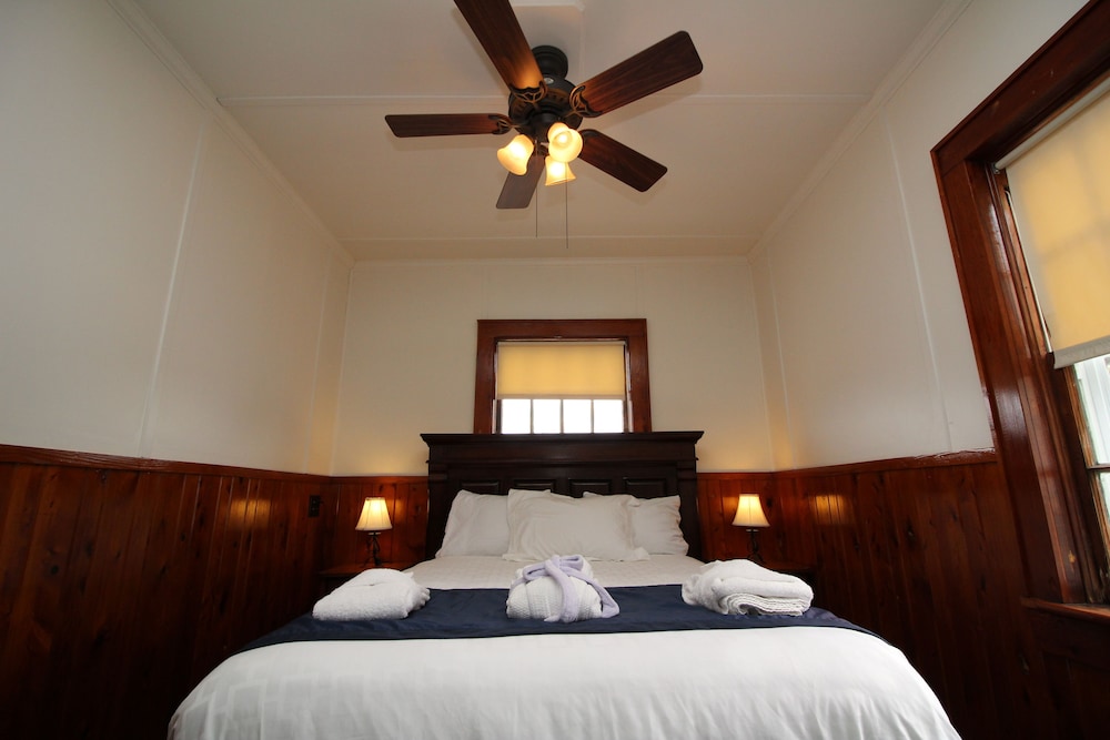 Nags Head Beach Inn by KEES Vacations 23/54