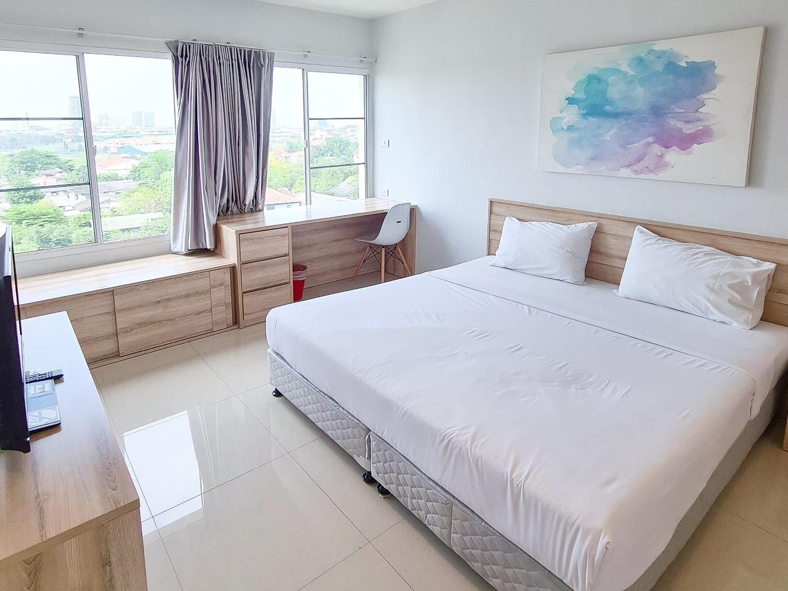 Contemporary, Double Bed