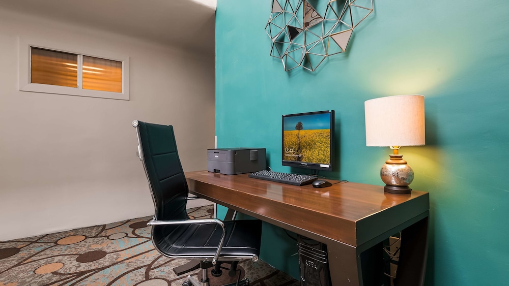Best Western San Marcos Inn 36/38
