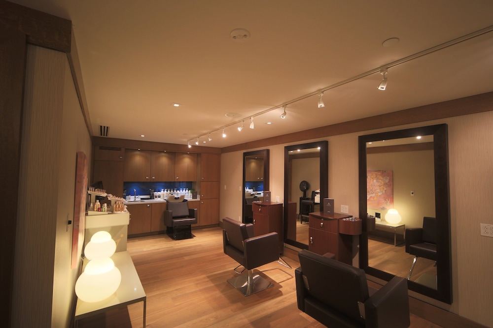 The Westin Portland Harborview 35/58