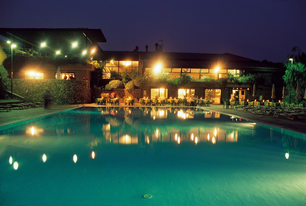 Hotel Residence Baia Delle Ginestre 1/50