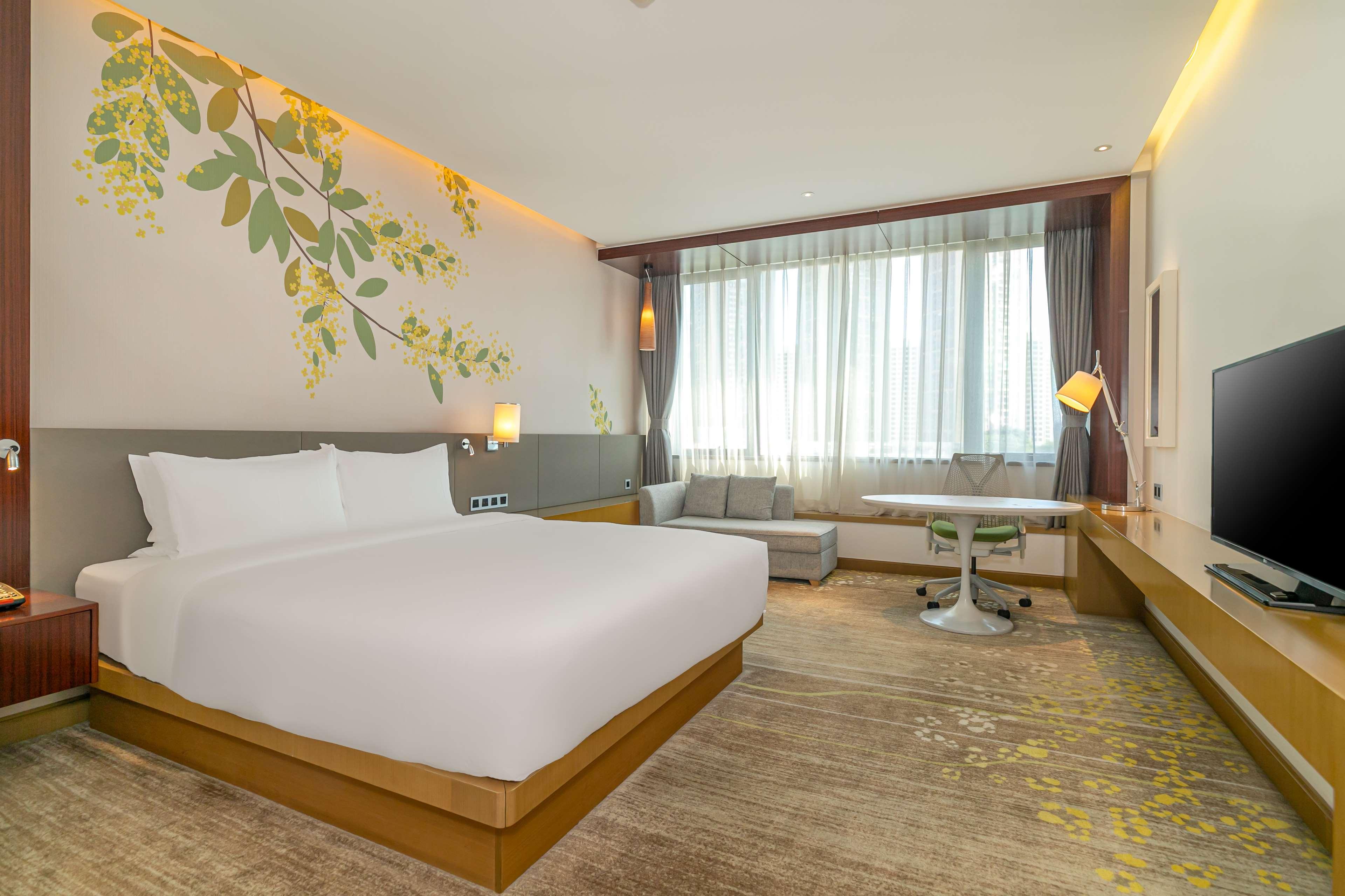غرفة بسرير كينج بإطلالة على المدينة، Hilton Garden Inn Foshan 3/8