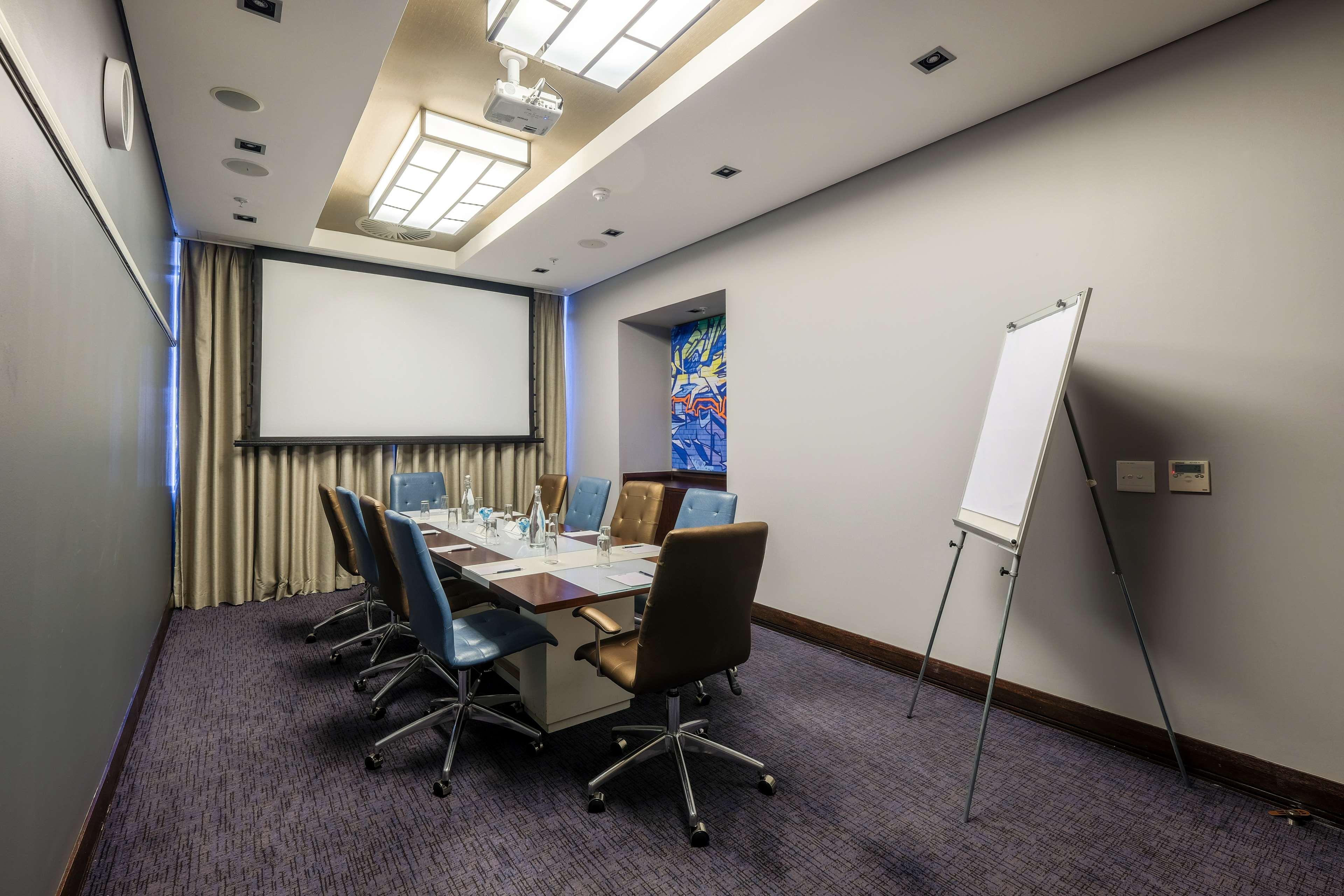 RADISSON BLU HOTEL SANDTON 38/50